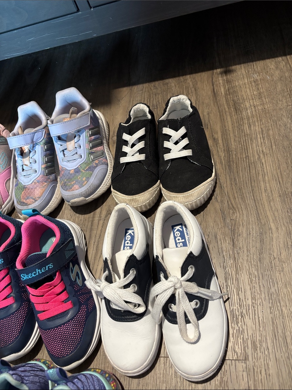 Assorted Kids Sneakers Pack - Pink, Purple, Black, White (11 pairs) - Picture 6 of 6